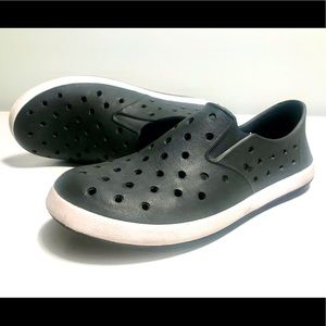 Kid’s water slip on shoes